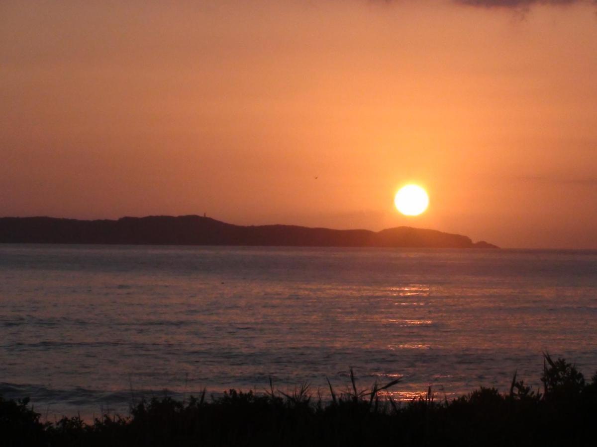 Praia De 4 Ilhas Apartamento De 1 Quarto A 60M Praia Com Vista บอมบินญัส ภายนอก รูปภาพ
