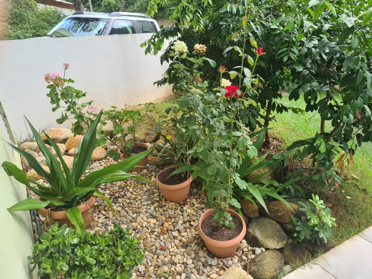 Praia De 4 Ilhas Apartamento De 1 Quarto A 60M Praia Com Vista บอมบินญัส ภายนอก รูปภาพ